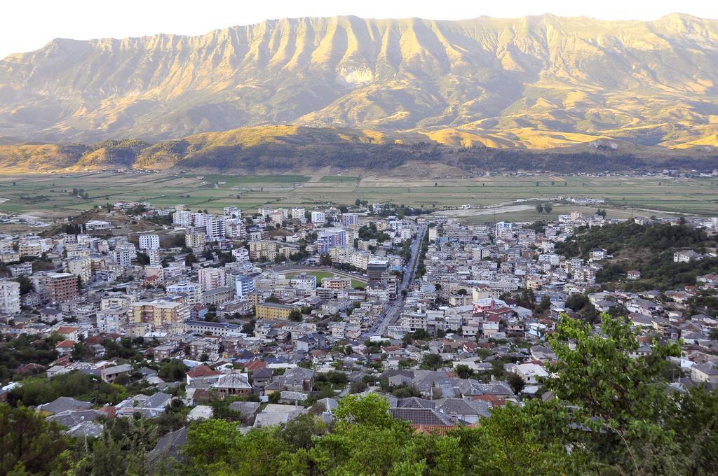 Hotel Kodra Gjirokastër Eksteriør billede