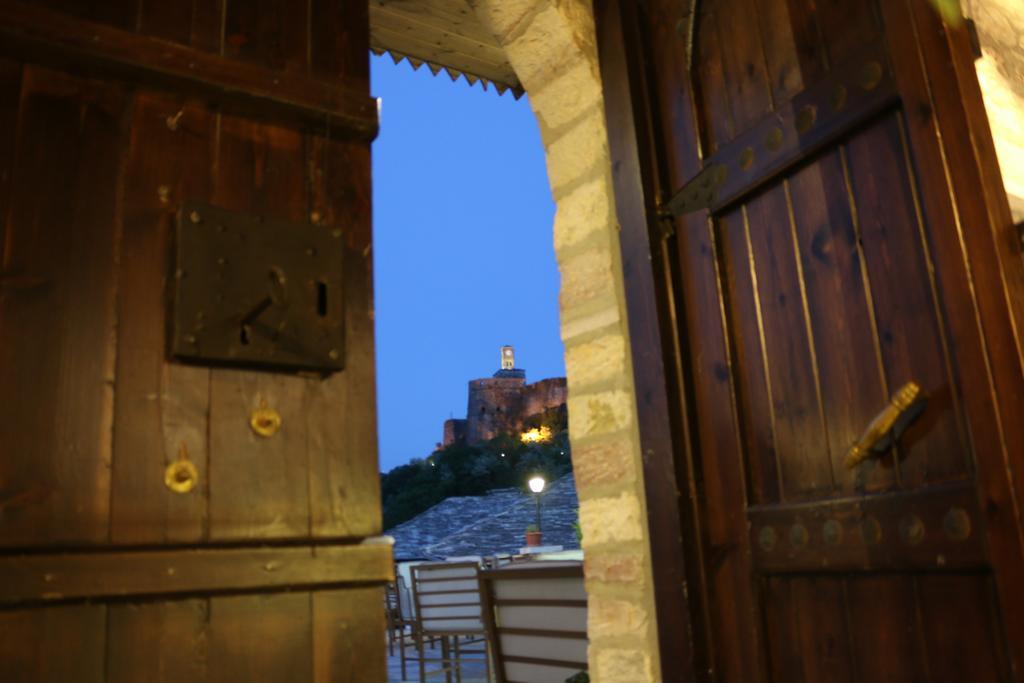 Hotel Kodra Gjirokastër Eksteriør billede