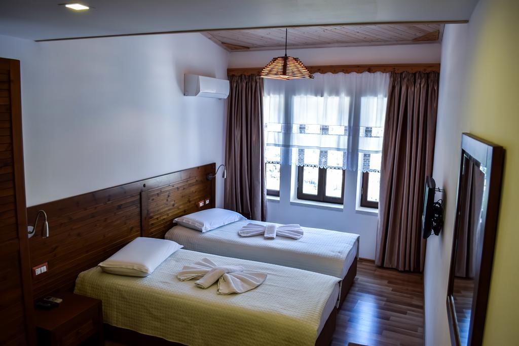 Hotel Kodra Gjirokastër Eksteriør billede