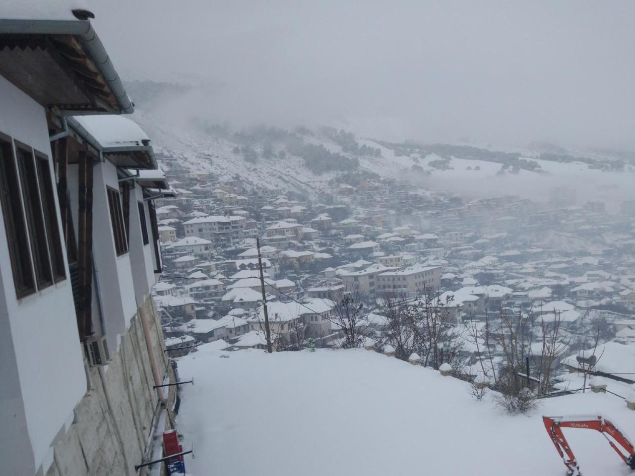 Hotel Kodra Gjirokastër Eksteriør billede